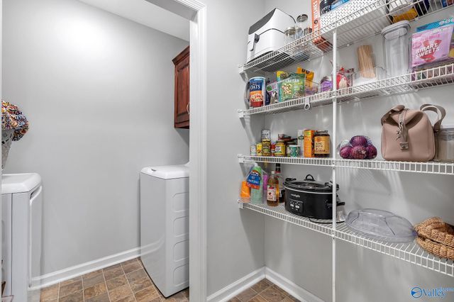 1512 SW Forestview Drive, Decatur, AL 35603