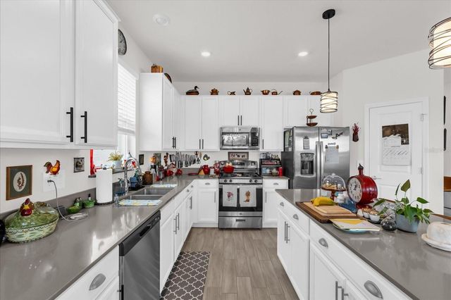 33655 SKY BLOSSOM CIRCLE, Leesburg, FL 34788