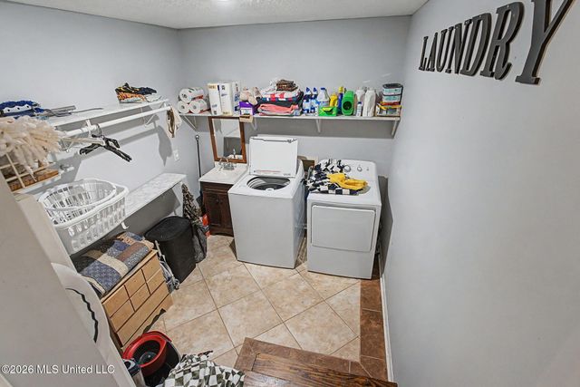 2125 Swinnea Road, Nesbit, MS 38651