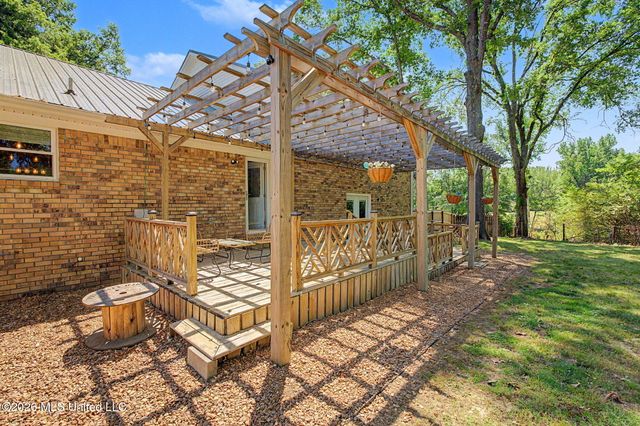 2125 Swinnea Road, Nesbit, MS 38651