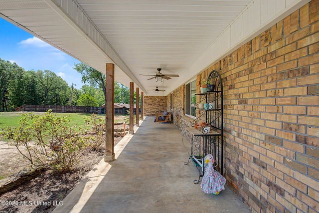 2125 Swinnea Road, Nesbit, MS 38651