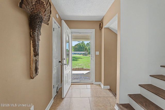 2125 Swinnea Road, Nesbit, MS 38651