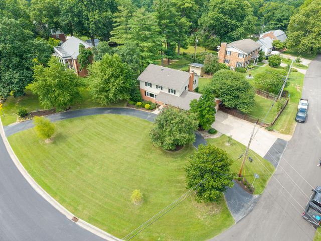 1225 SUNSET DR, Columbia, MO 65203