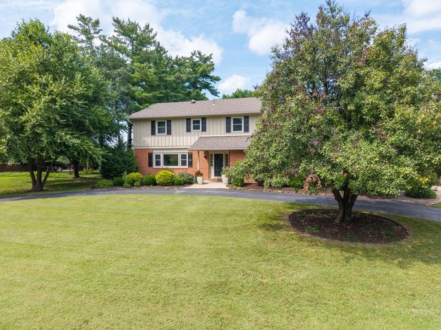 1225 SUNSET DR, Columbia, MO 65203
