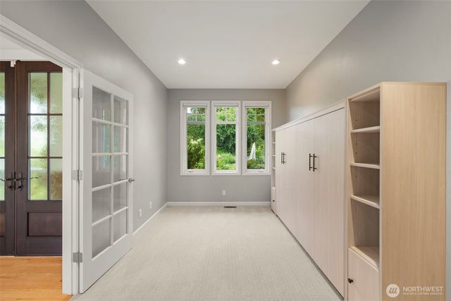 5663 S Campbell Lake Road, Anacortes, WA 98221