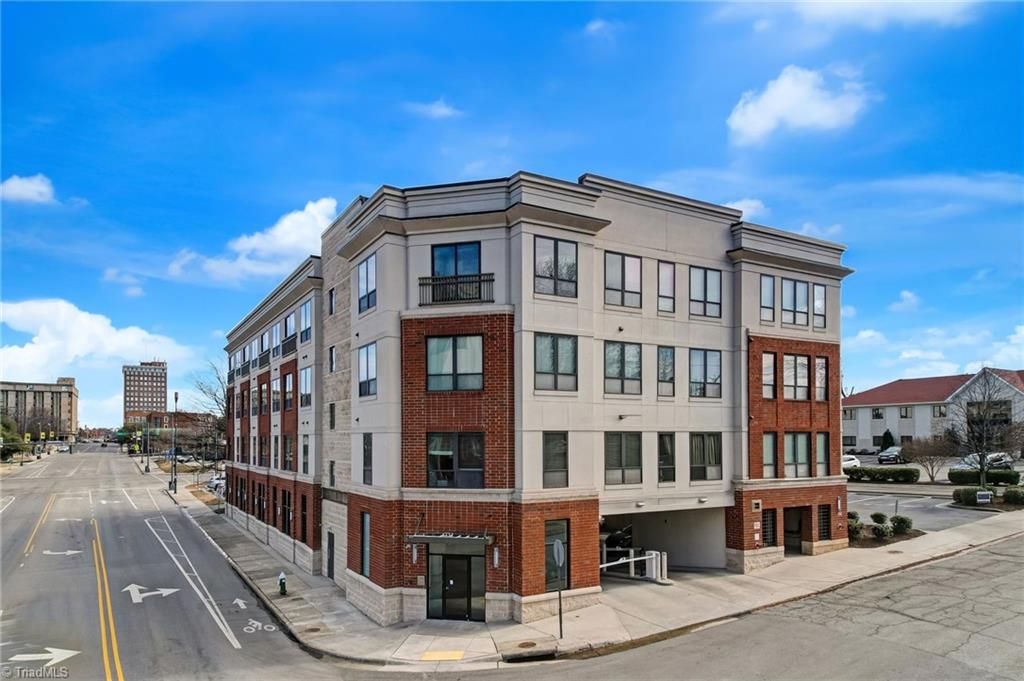 411 Washington Street 309, Greensboro, NC 27401
