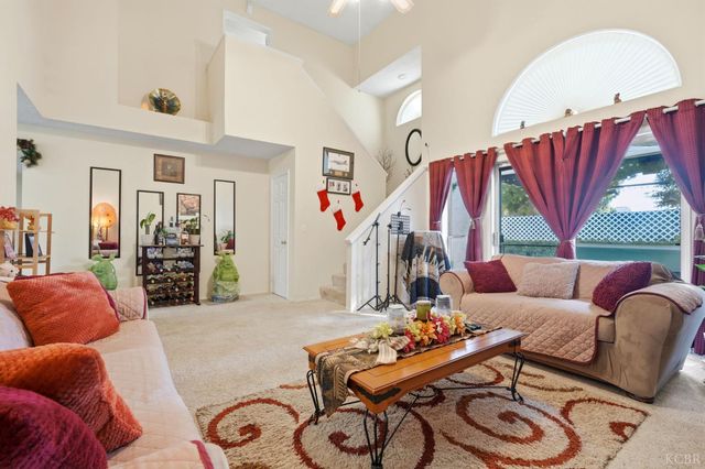 6316 N Barcus Avenue, Fresno, CA 93722