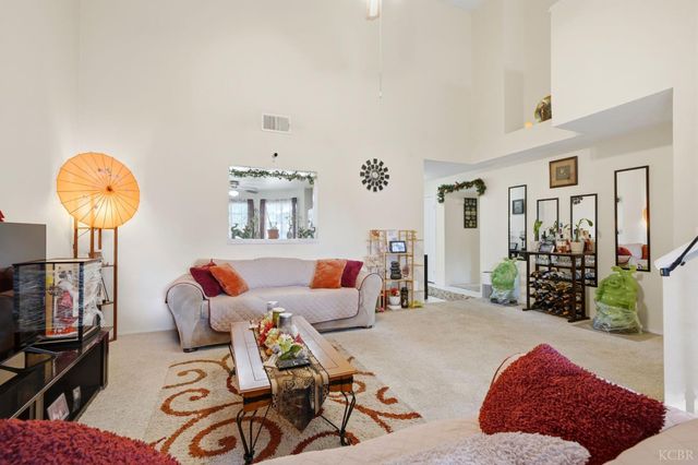 6316 N Barcus Avenue, Fresno, CA 93722