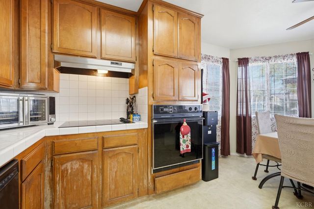 6316 N Barcus Avenue, Fresno, CA 93722