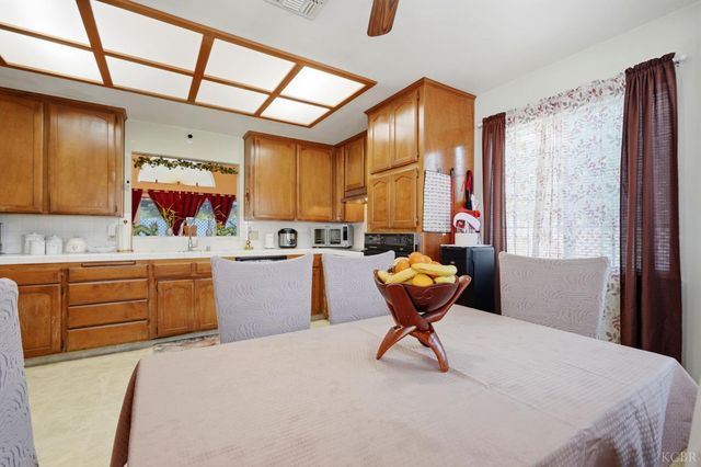 6316 N Barcus Avenue, Fresno, CA 93722