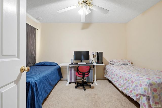 6316 N Barcus Avenue, Fresno, CA 93722