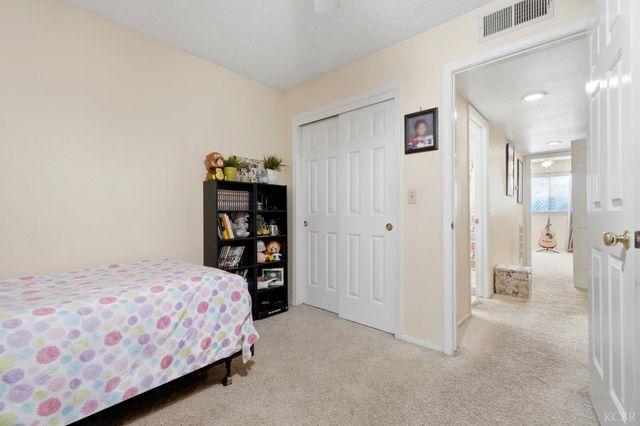 6316 N Barcus Avenue, Fresno, CA 93722