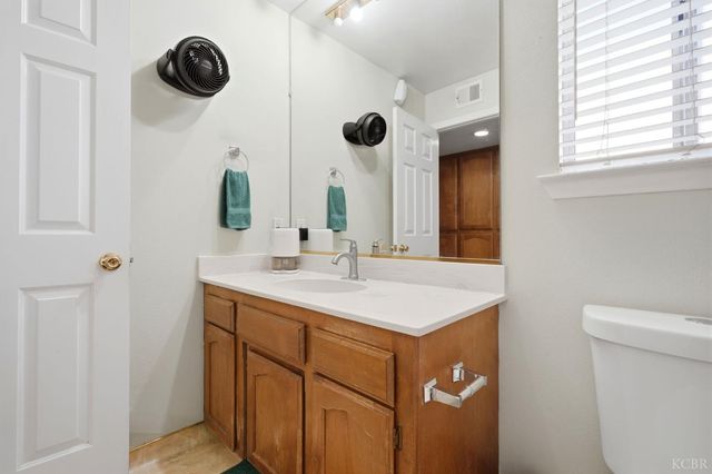 6316 N Barcus Avenue, Fresno, CA 93722