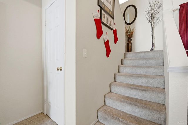 6316 N Barcus Avenue, Fresno, CA 93722