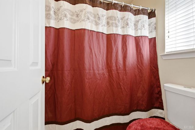 6316 N Barcus Avenue, Fresno, CA 93722