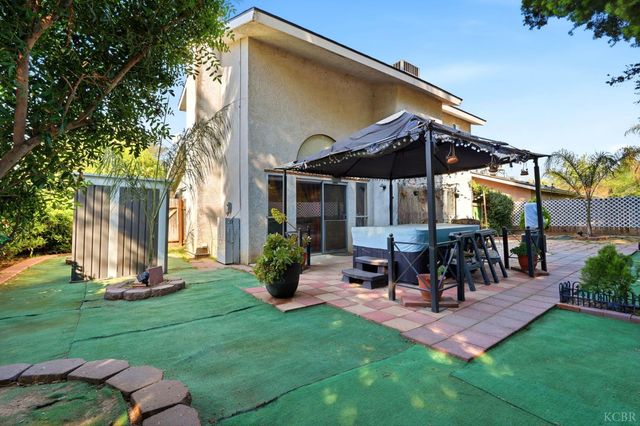 6316 N Barcus Avenue, Fresno, CA 93722