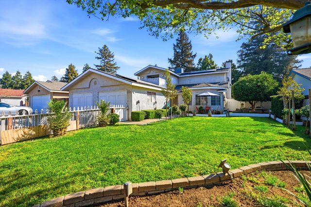 6316 N Barcus Avenue, Fresno, CA 93722