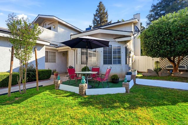 6316 N Barcus Avenue, Fresno, CA 93722