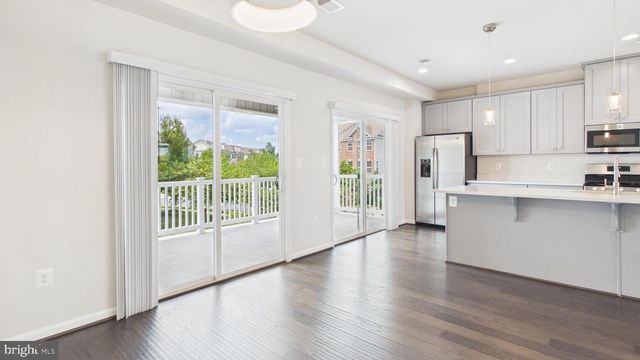 10068 MARKET ST, Manassas, VA 20110