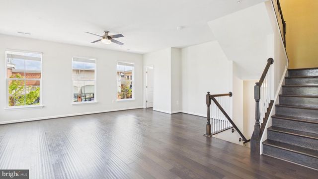 10068 MARKET ST, Manassas, VA 20110