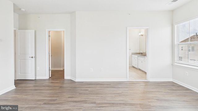 10068 MARKET ST, Manassas, VA 20110