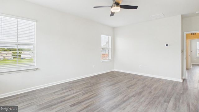10068 MARKET ST, Manassas, VA 20110