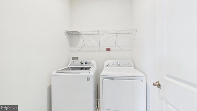 10068 MARKET ST, Manassas, VA 20110