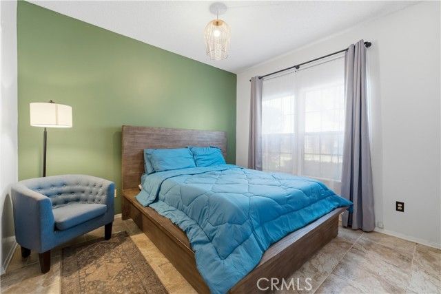 42339 Round Hill, Lancaster, CA 93536