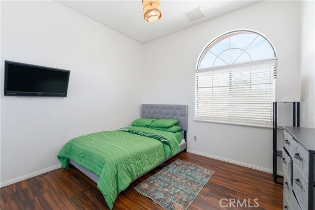 42339 Round Hill, Lancaster, CA 93536