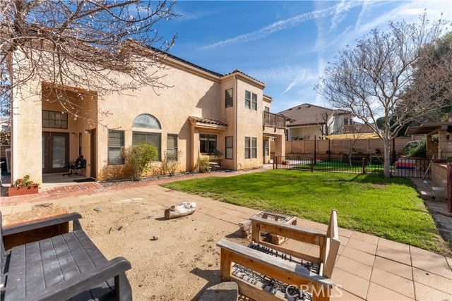 42339 Round Hill, Lancaster, CA 93536