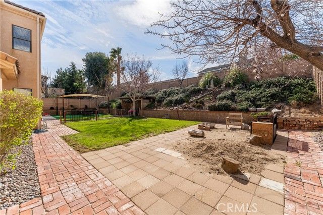 42339 Round Hill, Lancaster, CA 93536