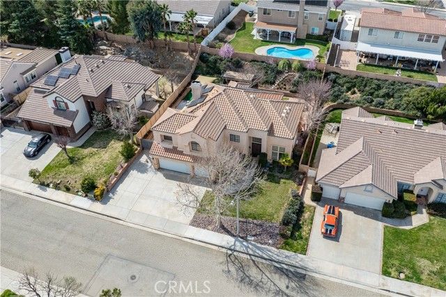 42339 Round Hill, Lancaster, CA 93536