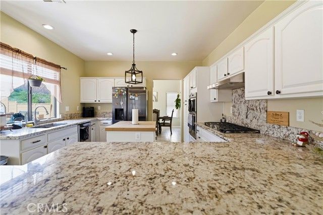 42339 Round Hill, Lancaster, CA 93536