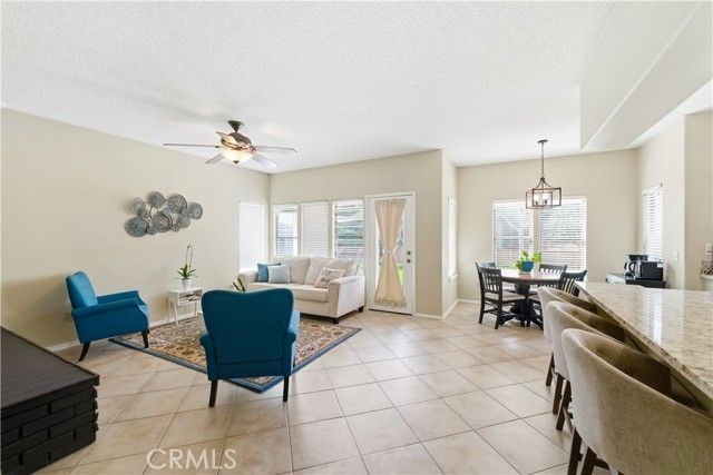 42339 Round Hill, Lancaster, CA 93536