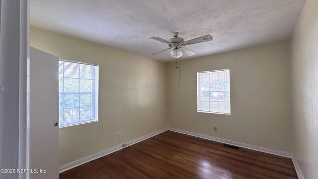 2836 IONIC Avenue, Jacksonville, FL 32210