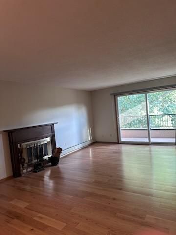 2210 Midland Grove Road 310, Roseville, MN 55113