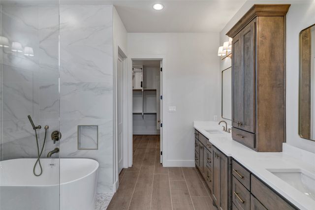 312 Elliott Court, Cresson, TX 76035