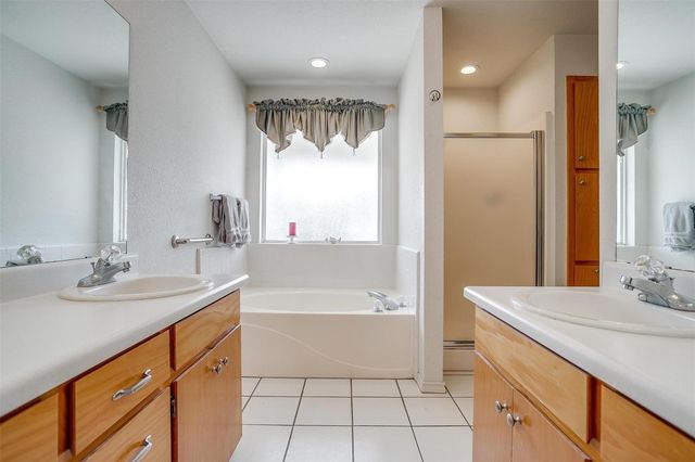 1409 Robyn Road, Azle, TX 76020