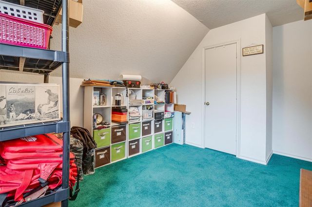 1409 Robyn Road, Azle, TX 76020