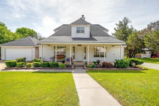 1409 Robyn Road, Azle, TX 76020