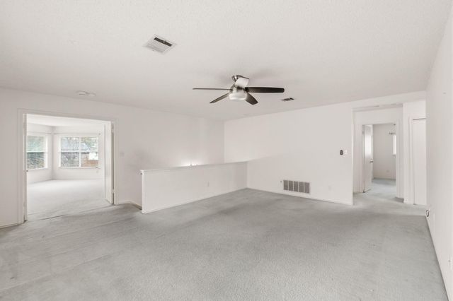 805 Catumet DR, Pflugerville, TX 78660