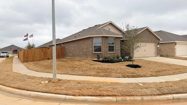 560 ARROYO Drive, Cleburne, TX 76033