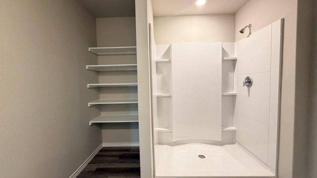 560 ARROYO Drive, Cleburne, TX 76033