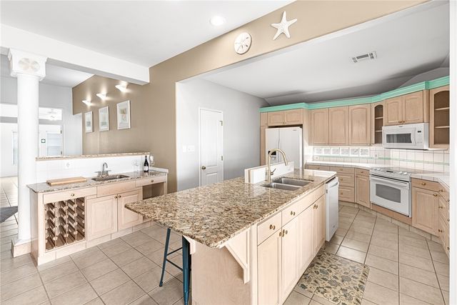 14029 Coquina Bay Ave, Corpus Christi, TX 78418