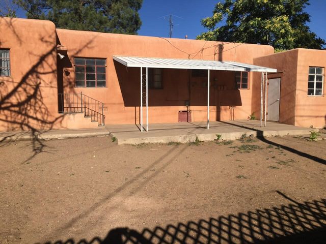 309 Cardenas Drive NE, Albuquerque, NM 87108