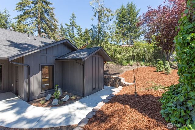 110 Hogans Vista, Sequim, WA 98382