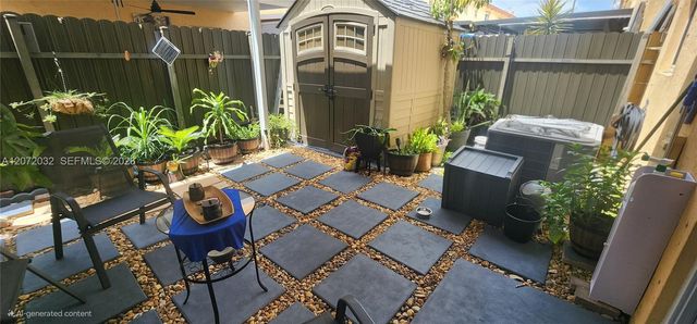 11424 NW 94th Place 7, Hialeah Gardens, FL 33018