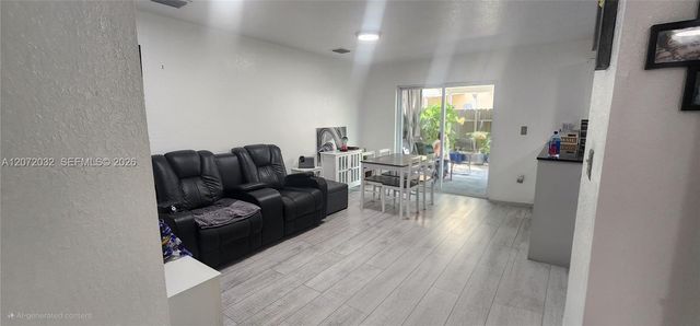 11424 NW 94th Place 7, Hialeah Gardens, FL 33018