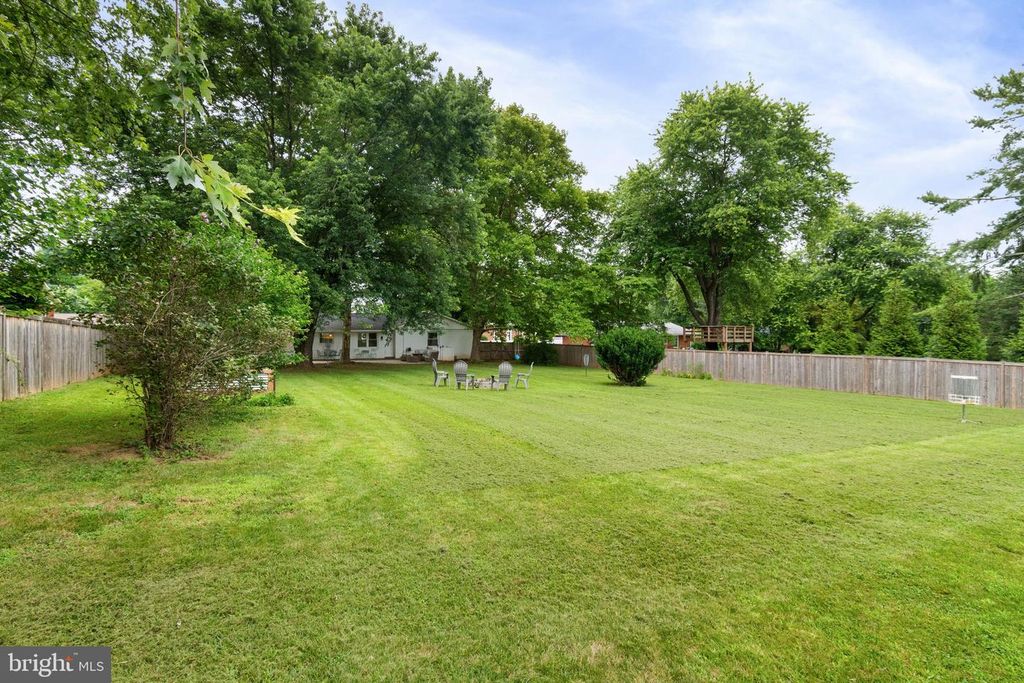 5 PIPER RUN AVE, Round Hill, VA 20141