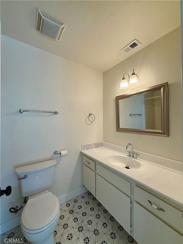 1827 N Solano Avenue 33, Ontario, CA 91764